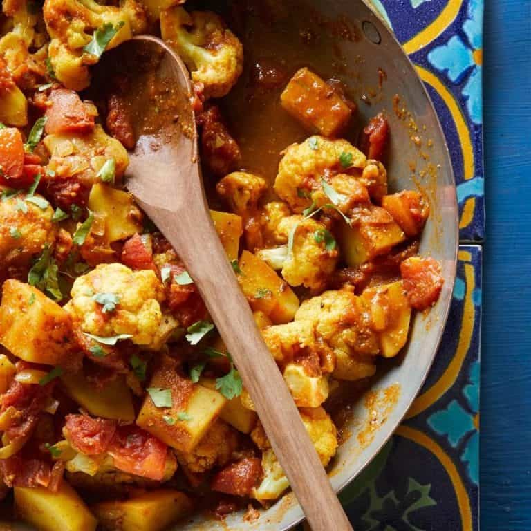 Aloo Gobi Masala (Indisches Curry mit Blumenkohl und Kartoffeln) | Rezepte