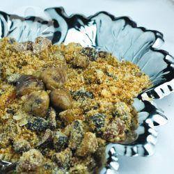 Brasilianische Gefuegelfuellung Mit Kastanien Farofa De Castanhas.jpg