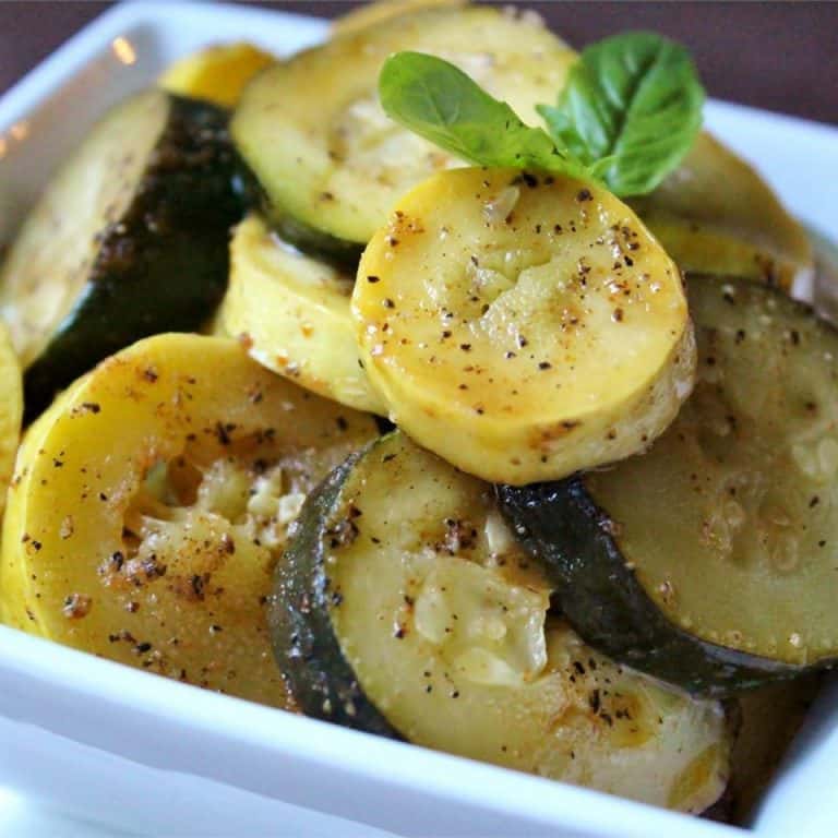 Gegrillte grüne und gelbe Zucchini | Rezepte
