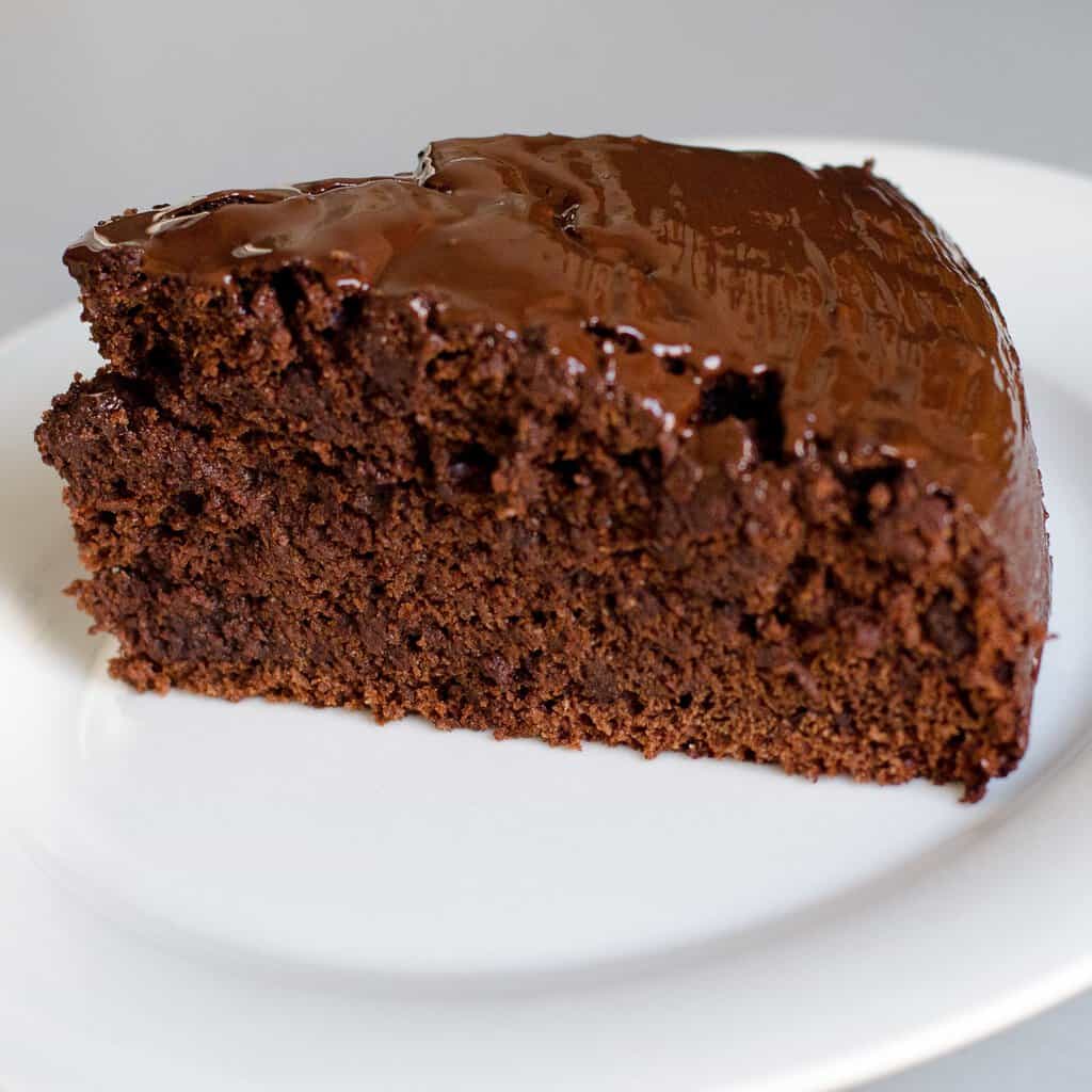 Saftiger Schokoladenkuchen mit Schokosoße – Tassenkuchen | Rezepte