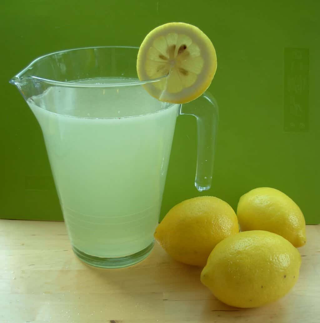 Schnelle Zitronenlimonade | Rezepte